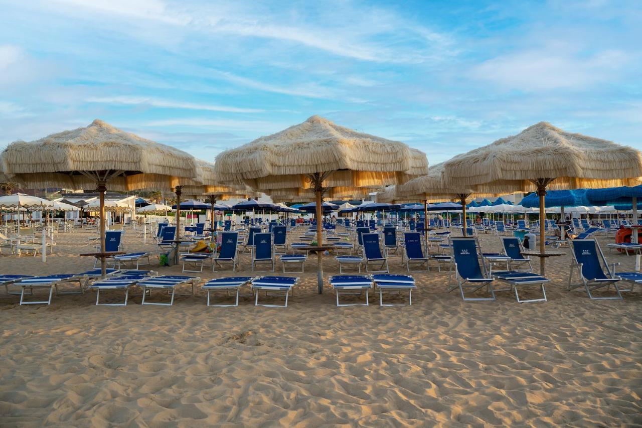 פרנקווילה אל מארה Hotel Mare Blu מראה חיצוני תמונה