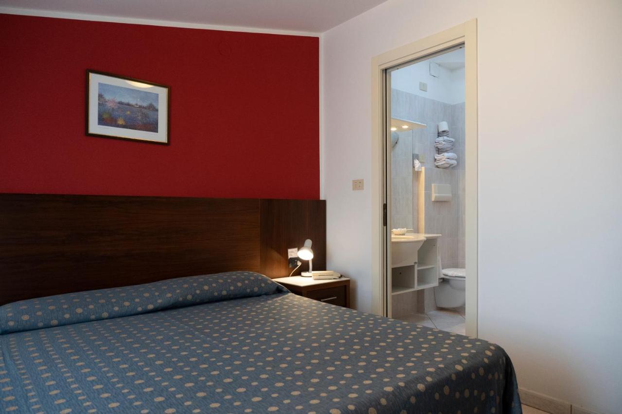 פרנקווילה אל מארה Hotel Mare Blu מראה חיצוני תמונה