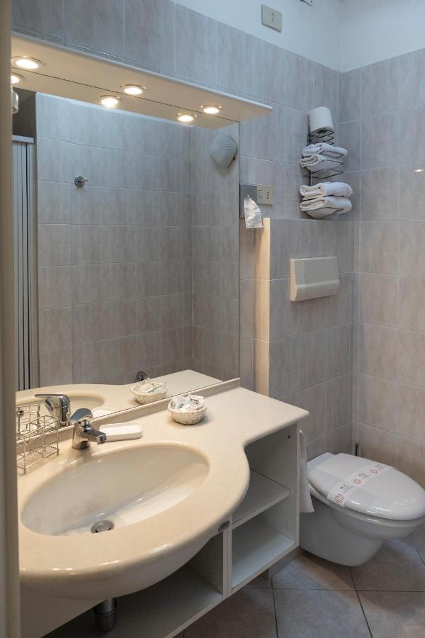 פרנקווילה אל מארה Hotel Mare Blu מראה חיצוני תמונה