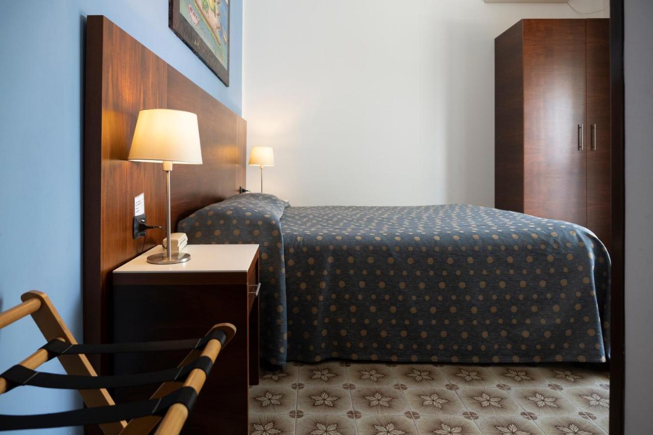 פרנקווילה אל מארה Hotel Mare Blu מראה חיצוני תמונה