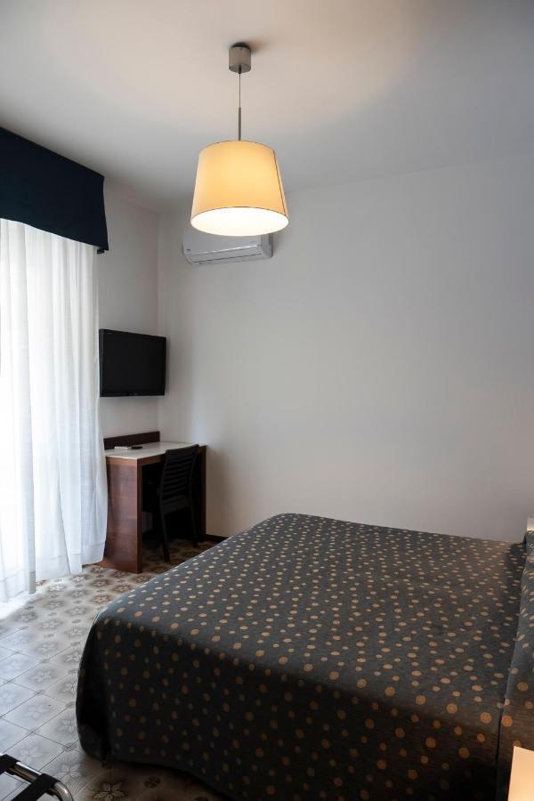 פרנקווילה אל מארה Hotel Mare Blu מראה חיצוני תמונה