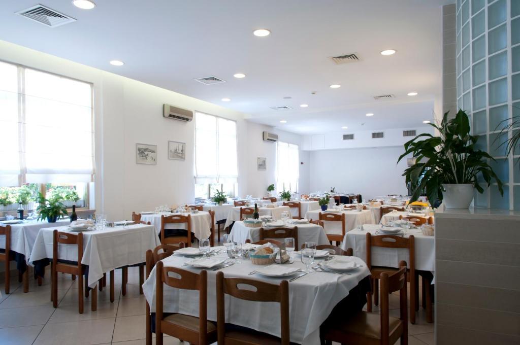 פרנקווילה אל מארה Hotel Mare Blu מראה חיצוני תמונה